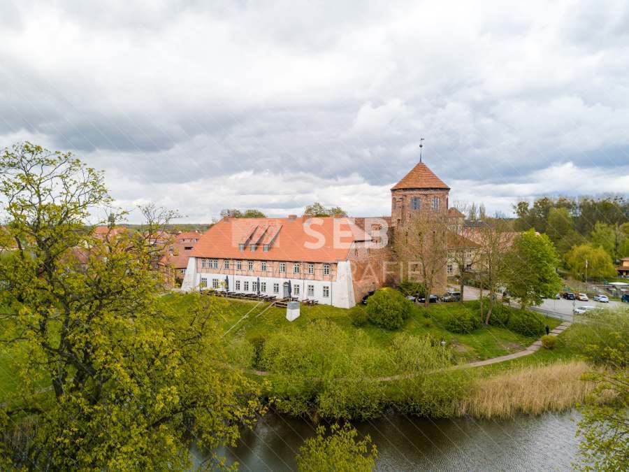 Burg Neustadt-Glewe im Frühling