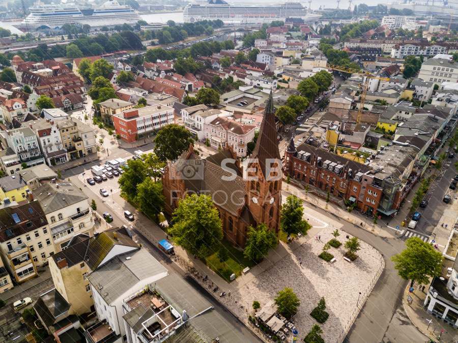 Die Kirche in Warnemünde