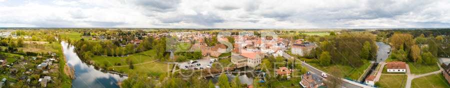 Panorama Neustadt im Frühling
