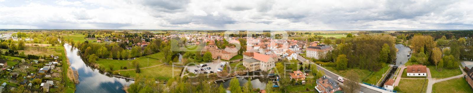 Panorama Neustadt im Frühling