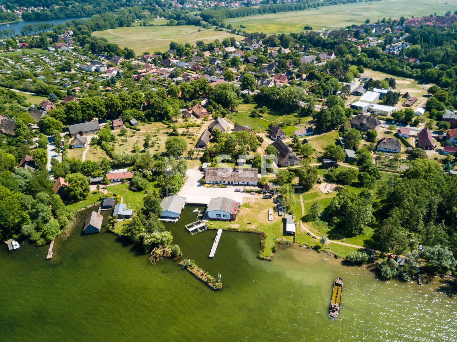 Mueß, Schweriner See