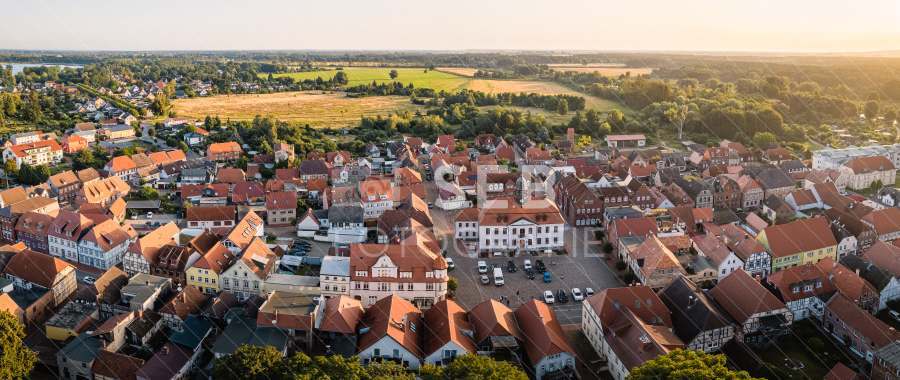 Blick zum Rathaus Neustadt-Glewe